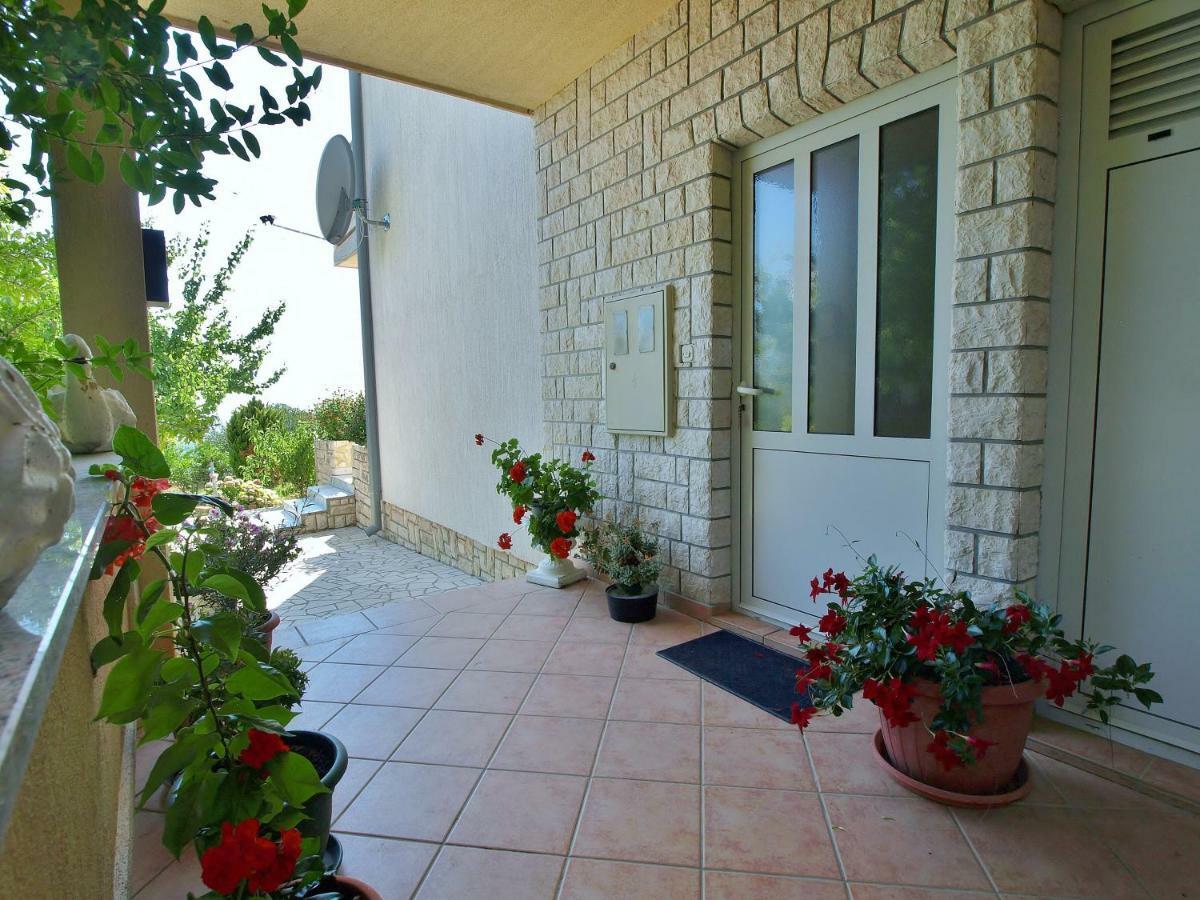 Apartmani Andelo I Ruzica Mundanije Exterior photo
